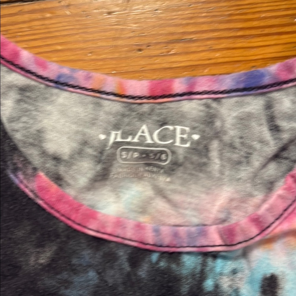 Colorful Tie-Dye T-Shirt and Shorts Set - Picture 3 of 3